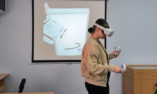 Дослідження доповненої та віртуальної реальності здобувачами ОПП «Цифрове етномистецтво» у Цифровому хабі
 інноваційних рішень
