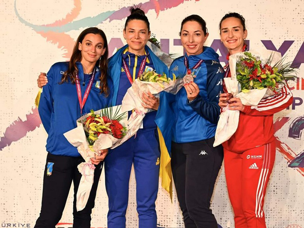 Вітаємо нашу випускницю Владу Харькову з перемогою на Чемпіонаті Європи з фехтування!
