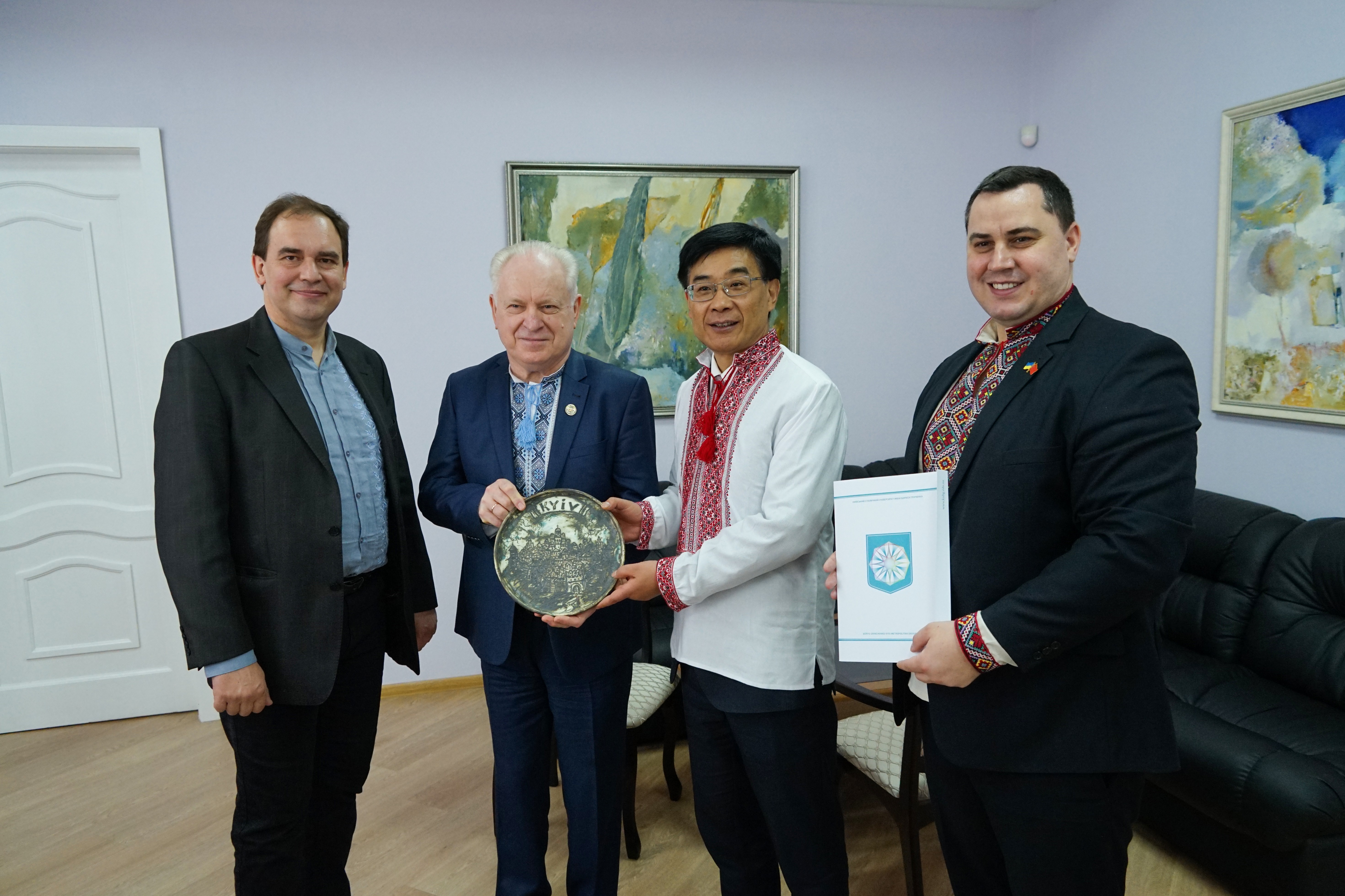 Візит Надзвичайного та Повноважного Посла КНР в Україні до Університету Грінченка