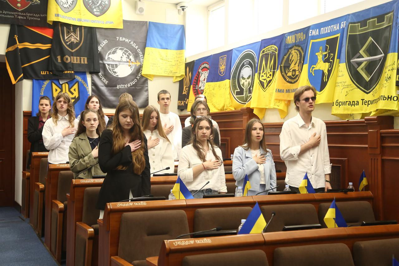 Студенти-грінченківці долучилися до моделі &laquo;Європейський курс молоді&raquo;, що відбулася у Київській міській раді до Дня Європи