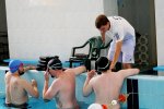 Майстер-клас з військовослужбовцями, які проходять реабілітацію в басейні Університету