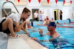 Майстер-клас з військовослужбовцями, які проходять реабілітацію в басейні Університету